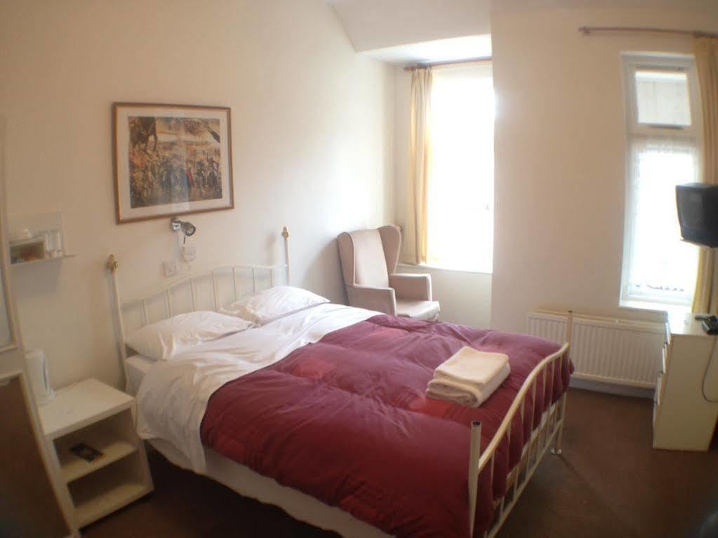 Kingswood Hotel Maidenhead Esterno foto